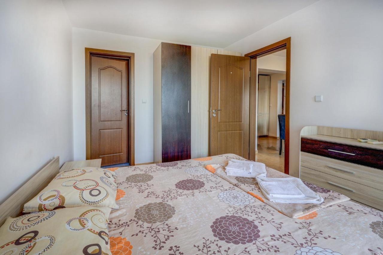 Saint George Hotel 1 Балчик Экстерьер фото