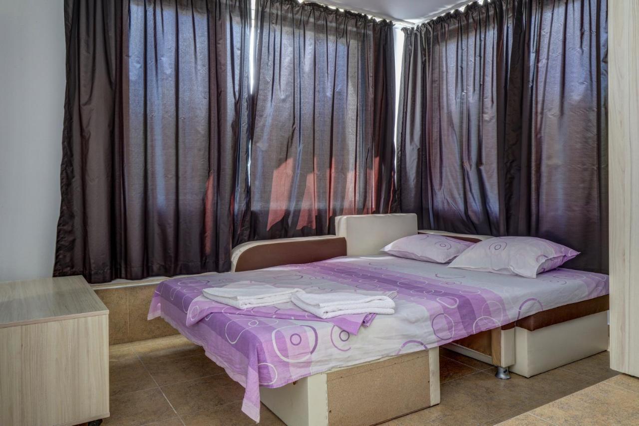 Saint George Hotel 1 Балчик Экстерьер фото